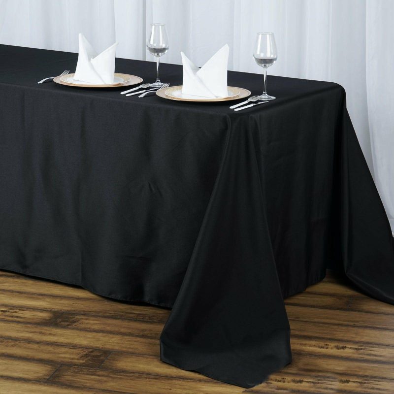 Black Seamless Premium Polyester Rectangular Tablecloth 220GSM 90″x132″ for 6 Foot Table With Floor-Length Drop  |   Polyester Polyester Black