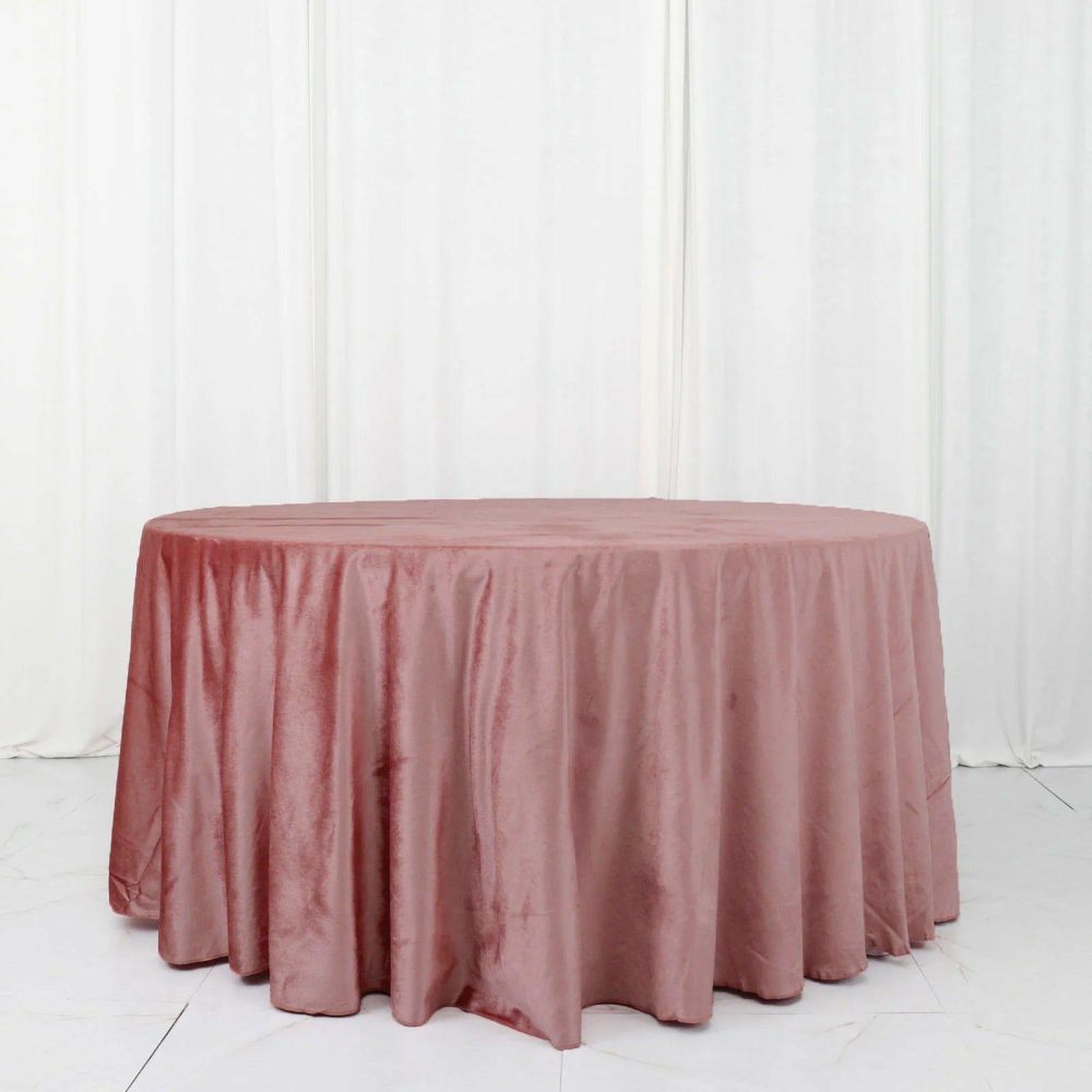 Dusty Rose Seamless Premium Velvet Round Tablecloth, Reusable Linen 120″ for 5 Foot Table With Floor-Length Drop  |   Velvet & Flocking Tablecloths Dusty rose