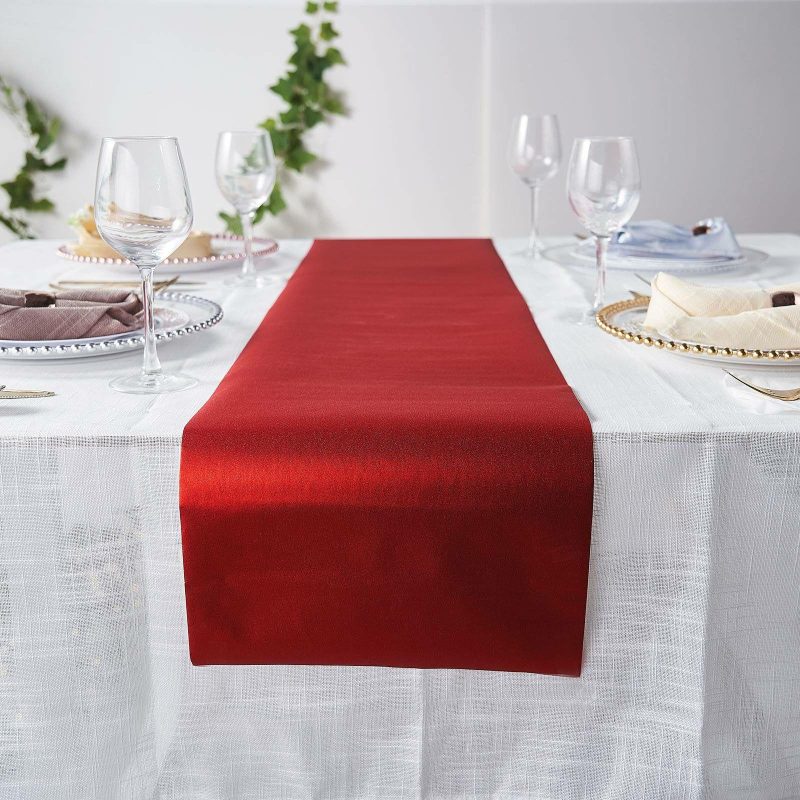 Red Glitzing Glitter Table Runner, Disposable Paper Table Runner 9ft  |   Stylish Stylish Red